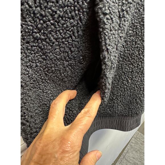 AVIA Women’s Black Full Zip Faux Shearling Hooded Vest Front Pockets K606 - Picture 6 of 15